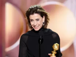 Fernanda Torres vence o Globo de Ouro 2025 como melhor atriz em drama