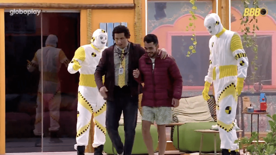 BBB 25: João Pedro é "eliminado" durante dinâmica Freeze de Rafael Portugal BBB 25: João Pedro é "eliminado" durante dinâmica Freeze de Rafael Portugal