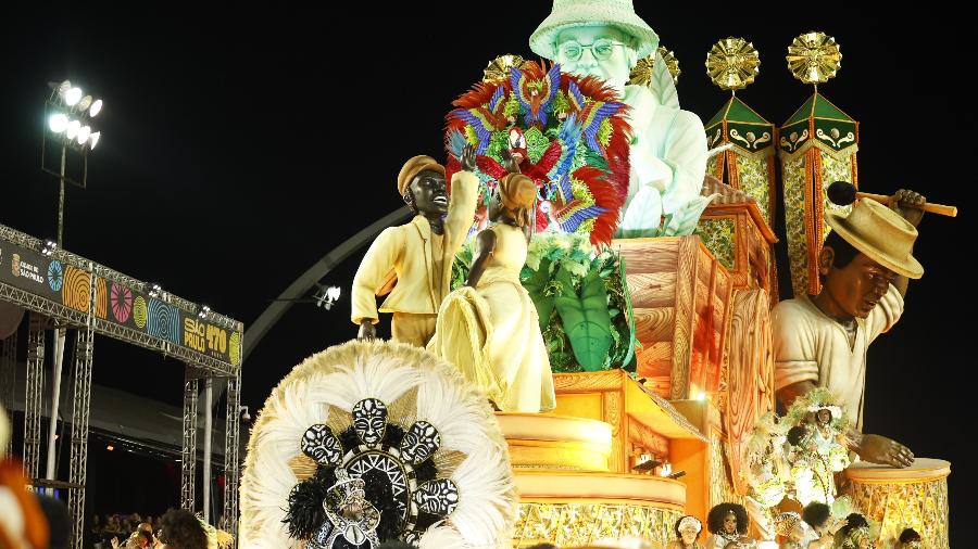 11.fev.2024 - Desfile da Mocidade na primeira noite de carnaval no sambódromo do Anhembi