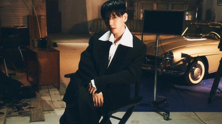 Baekhyun em foto promocional de seu novo disco, "Hello, World" - INB100/Divulgação