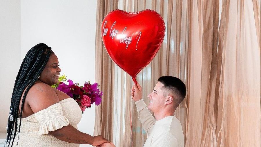 Jojo Todynho em ensaio com o noivo Lucas Souza - Reprodução/Instagram