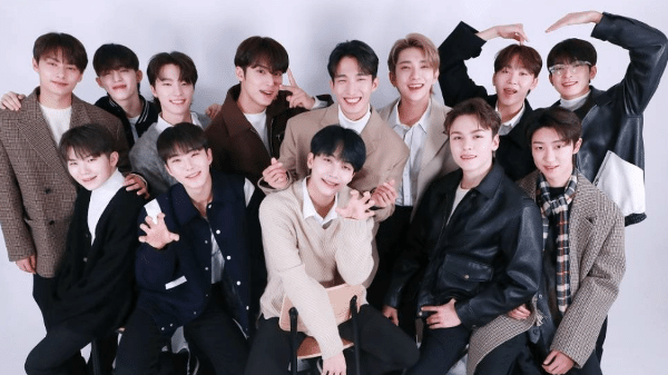 Seventeen é um dos grupos mais bem-sucedidos da indústria Seventeen é um dos grupos mais bem-sucedidos da indústria