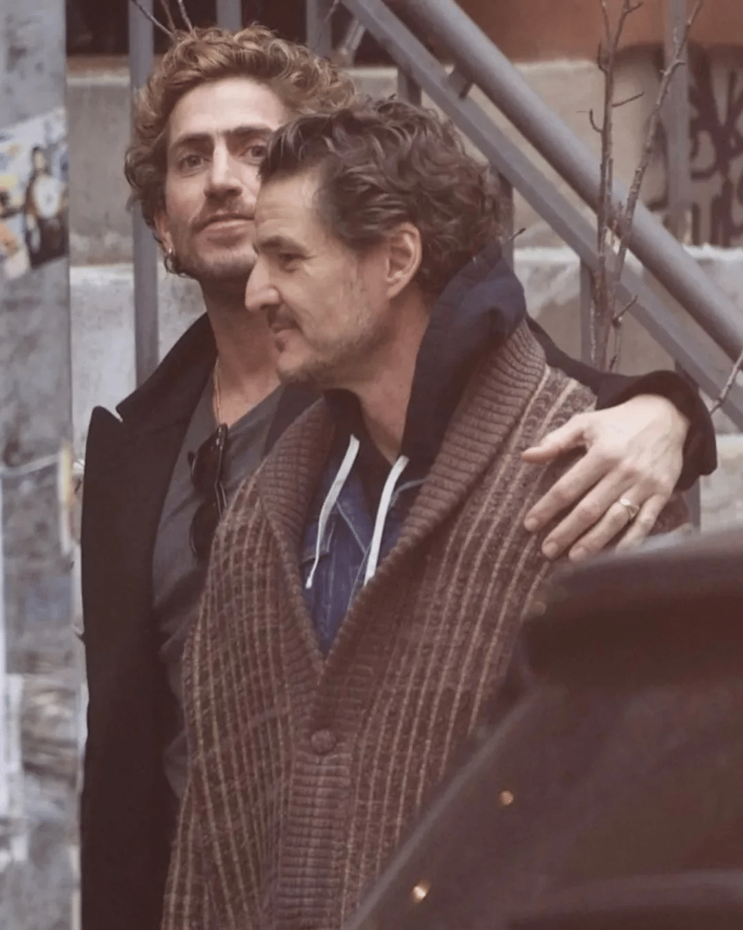 Pedro Pascal e Rafael Olarra; o ator e o diretor argentino estariam em um relacionamento - undefined