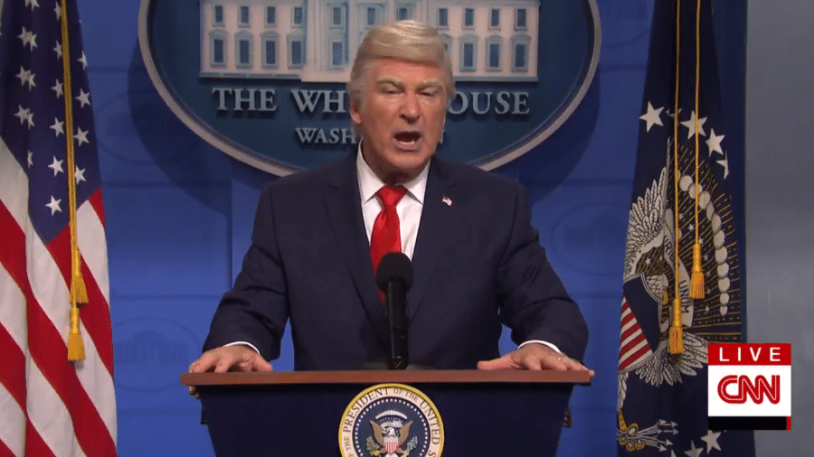 Alec Baldwin como Donald Trump no "Saturday Night Live" - Reprodução / Twitter