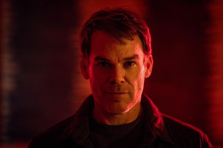 Michael C. Hall como Dexter 