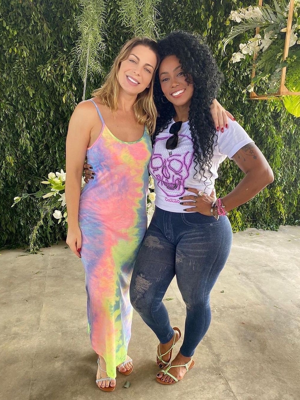 Loira e morena do tchan