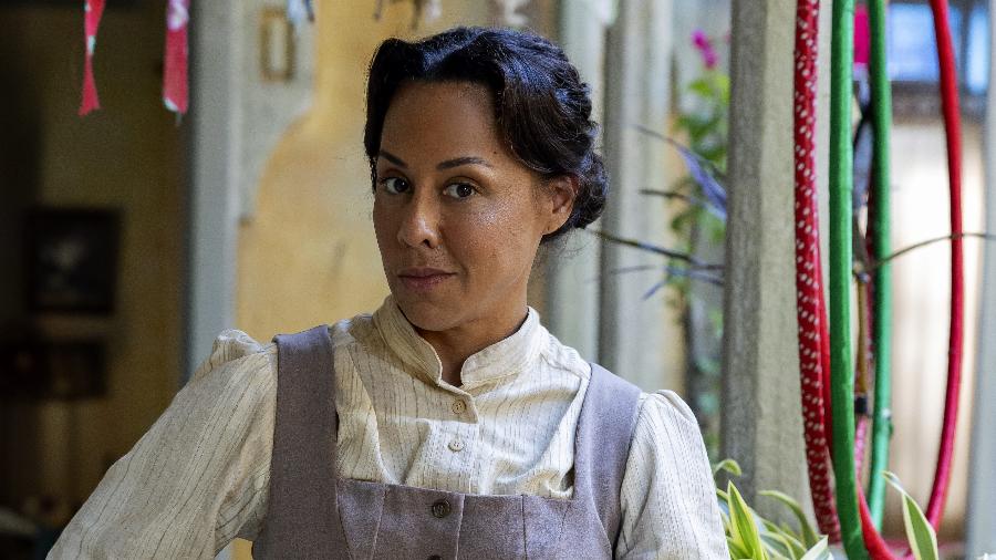 Zenaide (Evelyn Castro) em 'Êta Mundo Melhor'