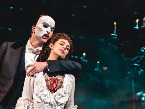 Disney+ vai lançar versão para jovens do clássico 'O Fantasma da Ópera'