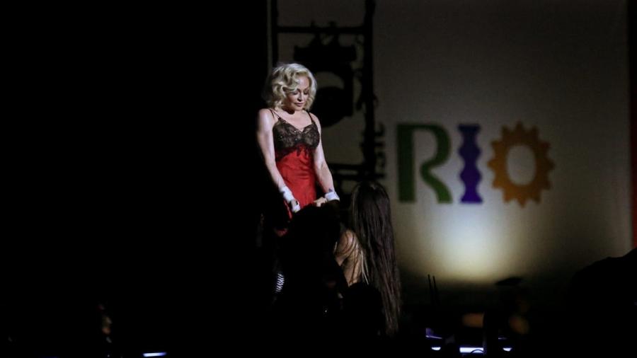 Madonna durante apresentação da Celebration Tour em Copacabana - Victor Chapetta /AgNews