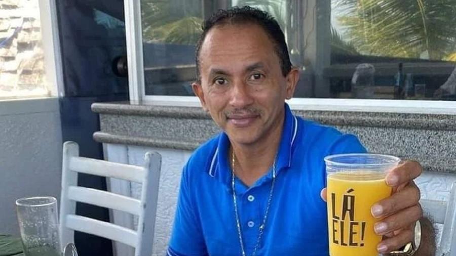 Manoel Gomes, dono do hit "Caneta Azul", briga com empresários por suposto desvio de R$ 1 milhão - Reprodução/Instagram