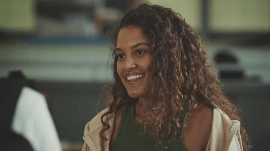 Nicole (Aisha Moura) em "Família É Tudo" - Reprodução/Globo