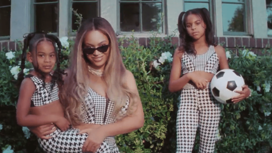 Beyoncé, Blue Ivy e Rumi na campanha de Ivy Park - Reprodução / Instagram
