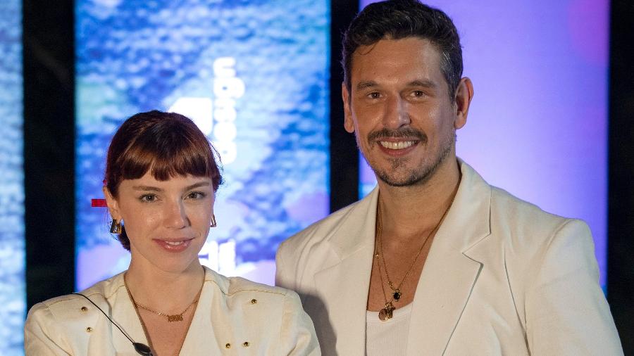 Solange (Alice Wegmann) e Renato (João Vicente de Castro) em 'Vale Tudo' Solange (Alice Wegmann) e Renato (João Vicente de Castro) em 'Vale Tudo'