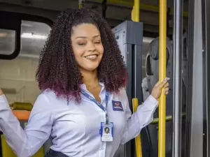 Após ter ônibus sabotado, Cida fica na mira da morte em 'Volta por Cima'