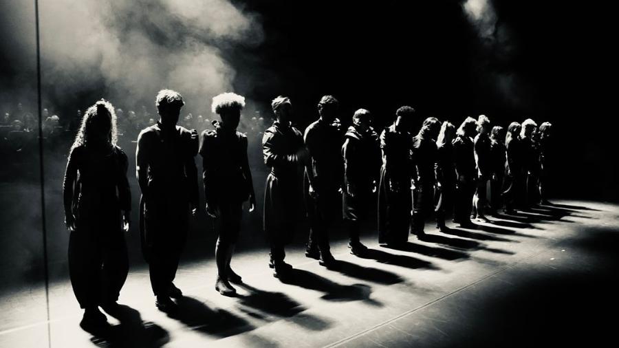O corpo do Balé da Cidade coreografa Réquiem SP O corpo do Balé da Cidade coreografa Réquiem SP