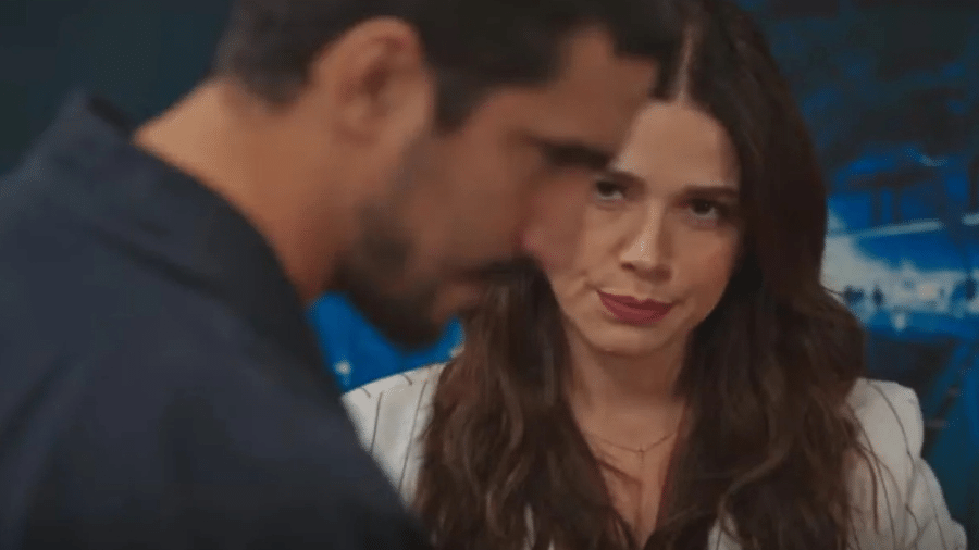 Tom (Renato Góes) e Maya (Sabrina Petraglia) em 'Família É Tudo'