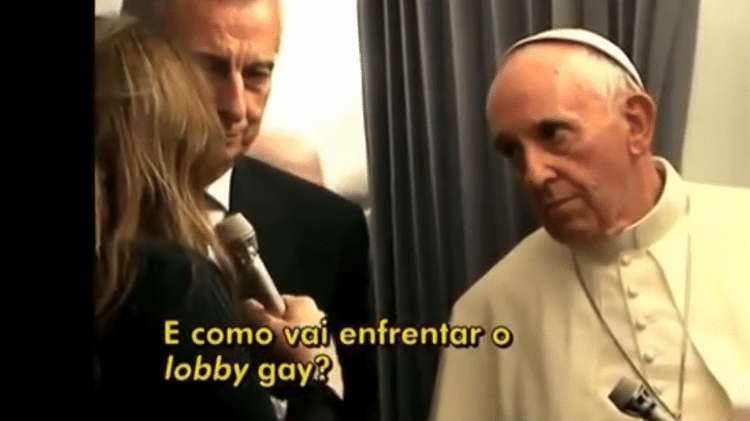 Ilze fez uma entrevista marcante com o papa Francisco durante um voo Ilze fez uma entrevista marcante com o papa Francisco durante um voo