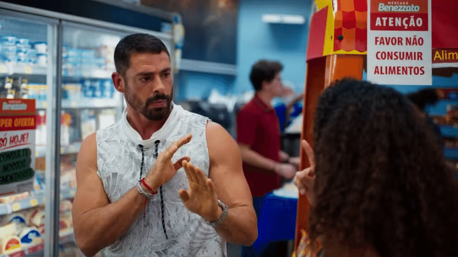 César (Cauã Reymond) e Raquel (Taís Araújo) em "Vale Tudo" - Divulgação/Globo
