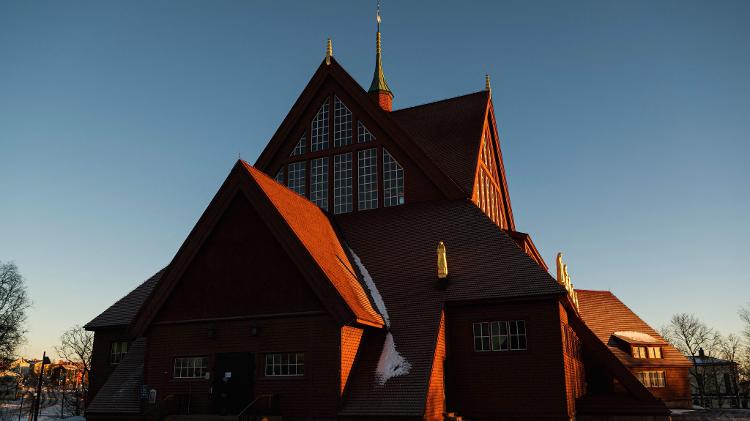 Igreja icônica, considerada um dos edifícios mais bonitos da Suécia, também deve se mudar