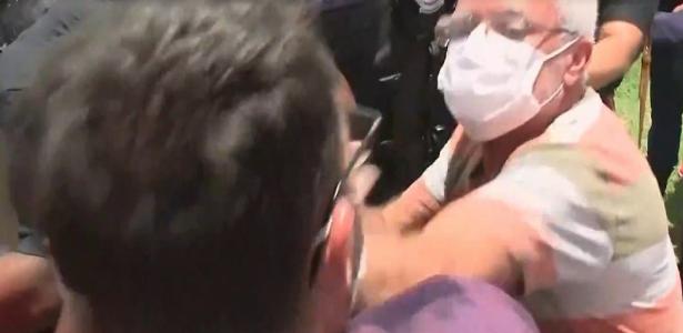 Repórteres da afiliada da TV Globo relatam agressão de equipe de Bolsonaro