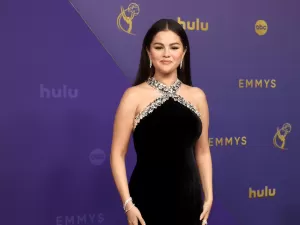 76º Emmy Awards: Veja os looks dos famosos