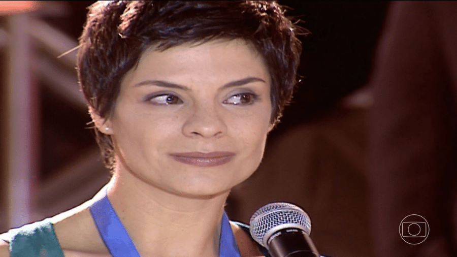Raquel (Helena Ranaldi) no último capítulo de "Mulheres Apaixonadas" - Reprodução/Globo