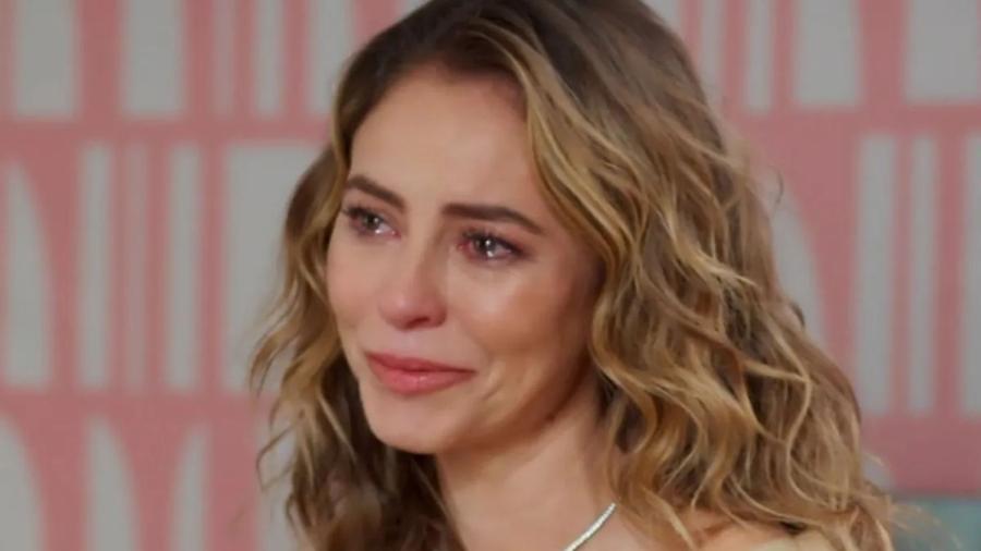 Paolla Oliveira se despede de 'Vale Tudo' e agradece equipe do remake Paolla Oliveira se despede de 'Vale Tudo' e agradece equipe do remake