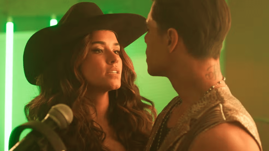 Selena (Thalita Younan) e Jefinho (Micael Borges) em 'Fuzuê'