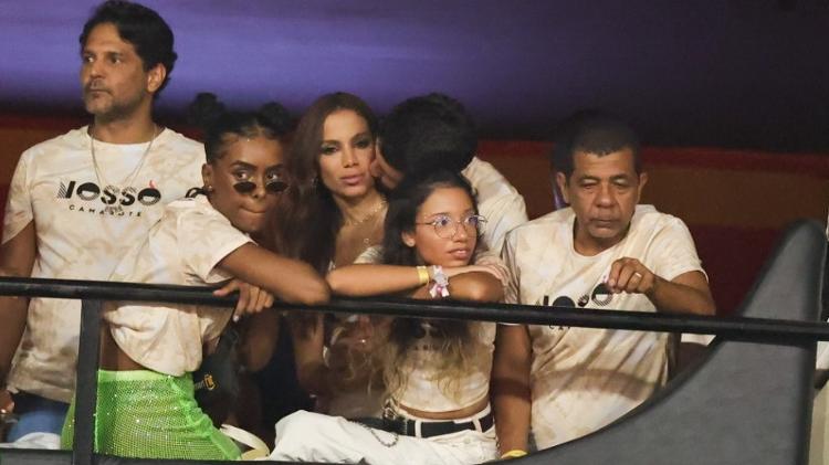 Anitta e suposto affair Anitta e suposto affair