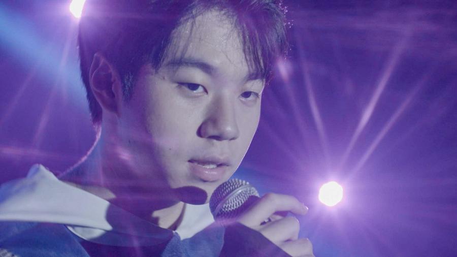 Jin (Allan Jeon) em 'Volta por Cima' Jin (Allan Jeon) em 'Volta por Cima'