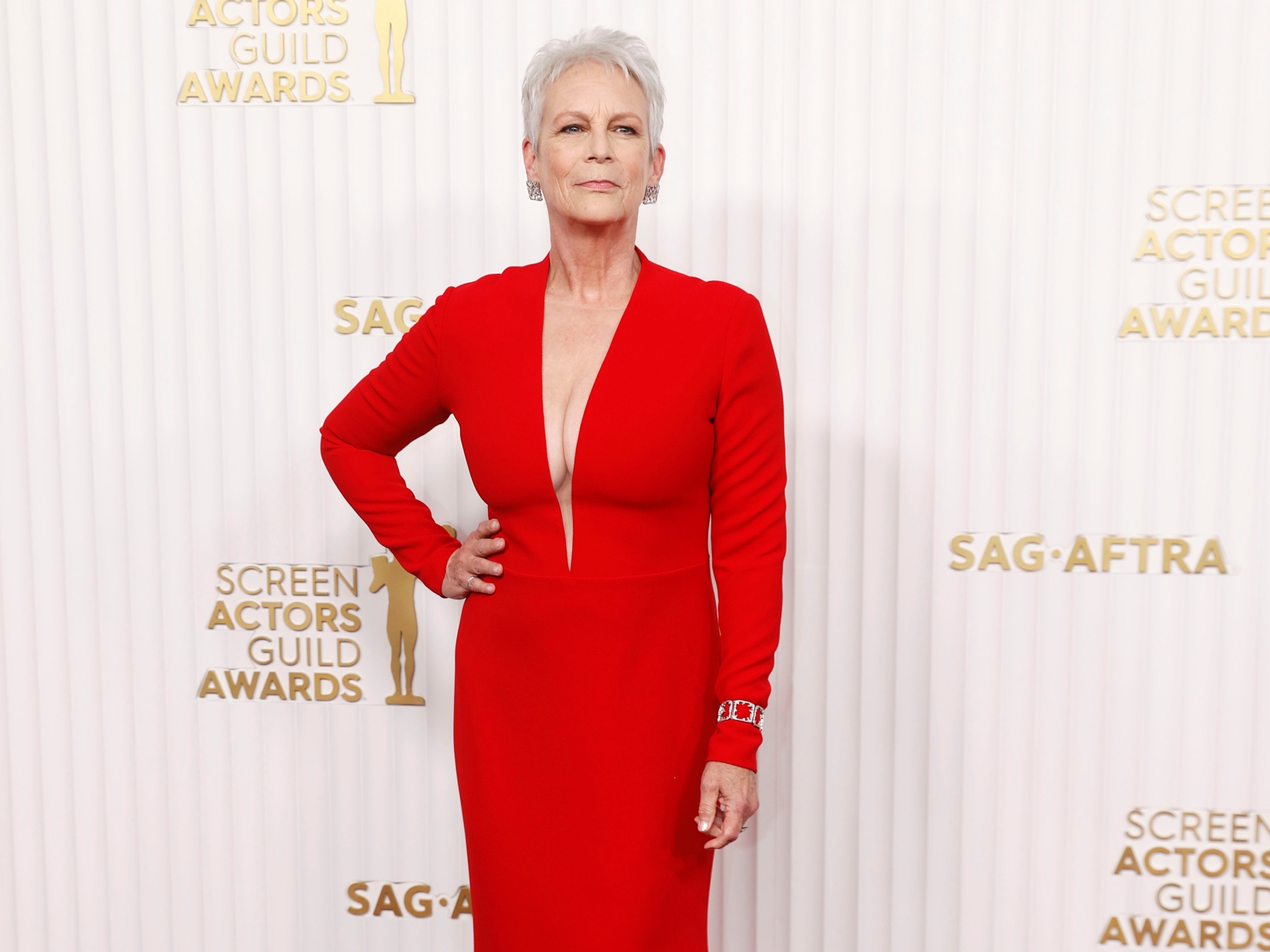 Jamie Lee Curtis recusa convite de jantar do Oscar: 'Mamãe vai dormir cedo'