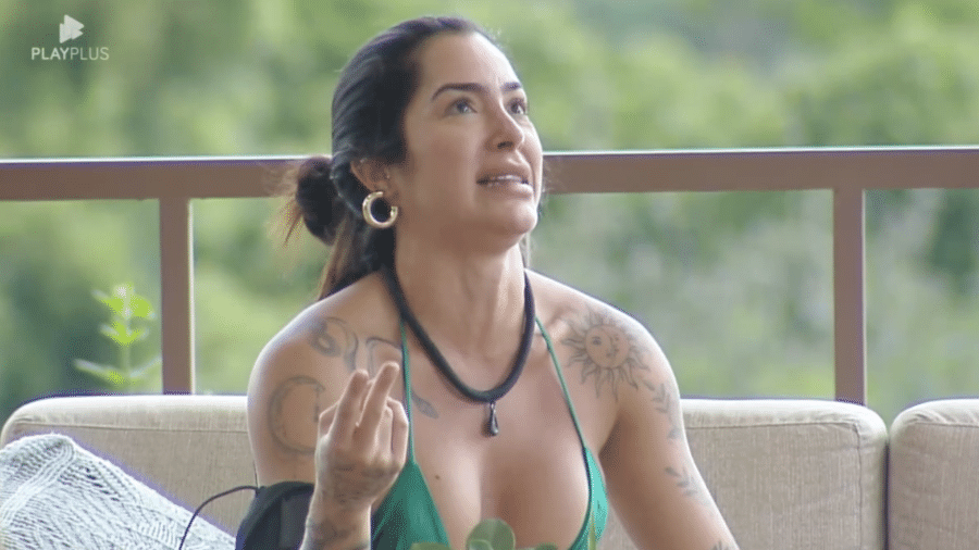 A Fazenda 16: Luana chora ao desabafar com Flor: 'Não vou assumir uma culpa que não tenho'