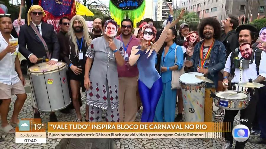 Foliões no Débora Bloco Foliões no Débora Bloco