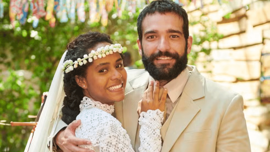 Maria Santa (Duda Santos) e José Inocêncio (Humberto Carrão) em "Renascer" - Cadu Pilotto/Globo