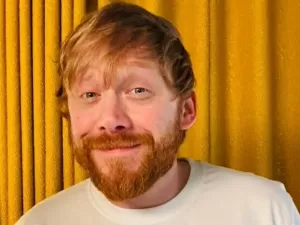 Rupert Grint lembra cena famosa com Maggie Smith em Harry Potter: 'Sortudo'