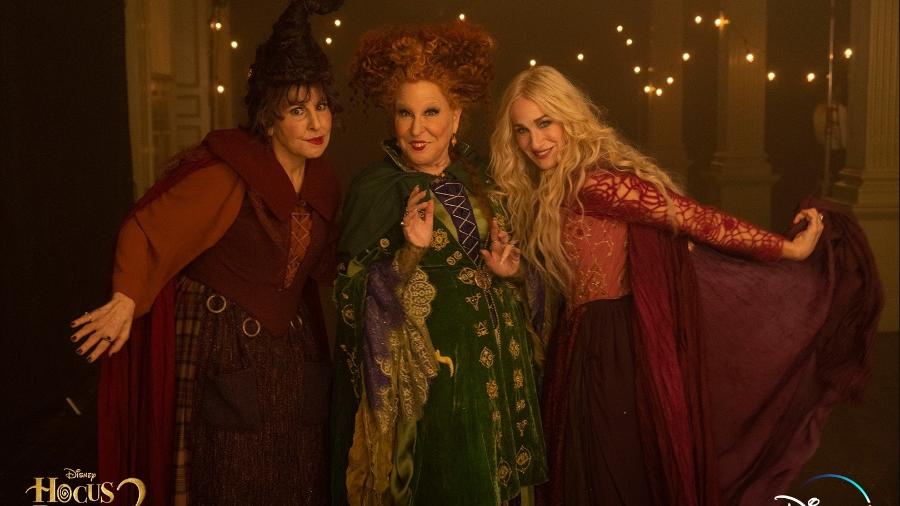 Bette Midler, Sarah Jessica Parter e Kathy Najimy voltam como as irmãs Sanderson em "Abracadabra 2" - Disney+/Divulgação