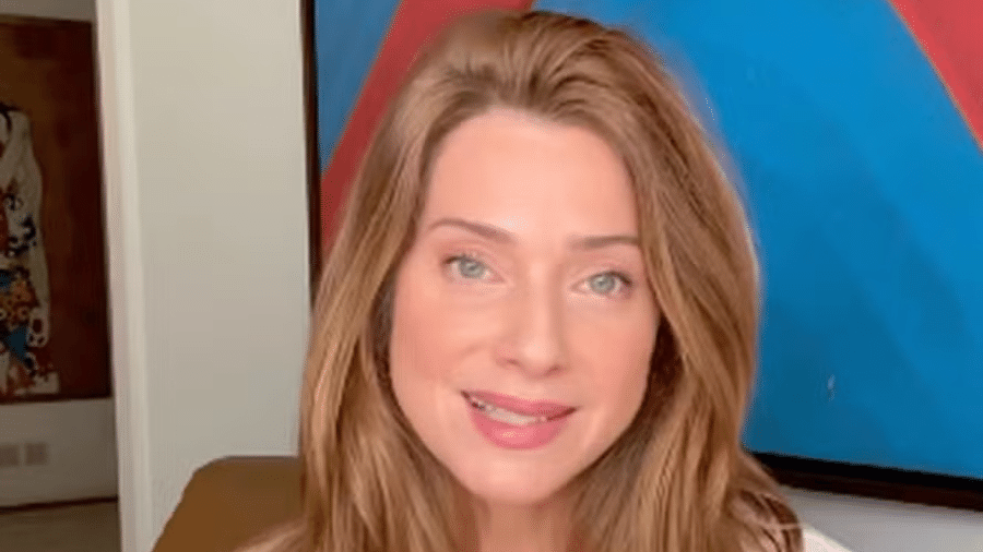 Letícia Spiller posou com um biquíni de oncinha - Reprodução/Instagram