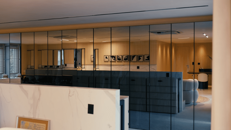 Closet na mansão de Juliette no Rio de Janeiro