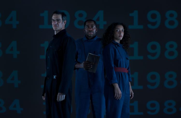 Mateus Solano, Lázaro Ramos e Alice Carvalho estrelam '1984' Mateus Solano, Lázaro Ramos e Alice Carvalho estrelam '1984'