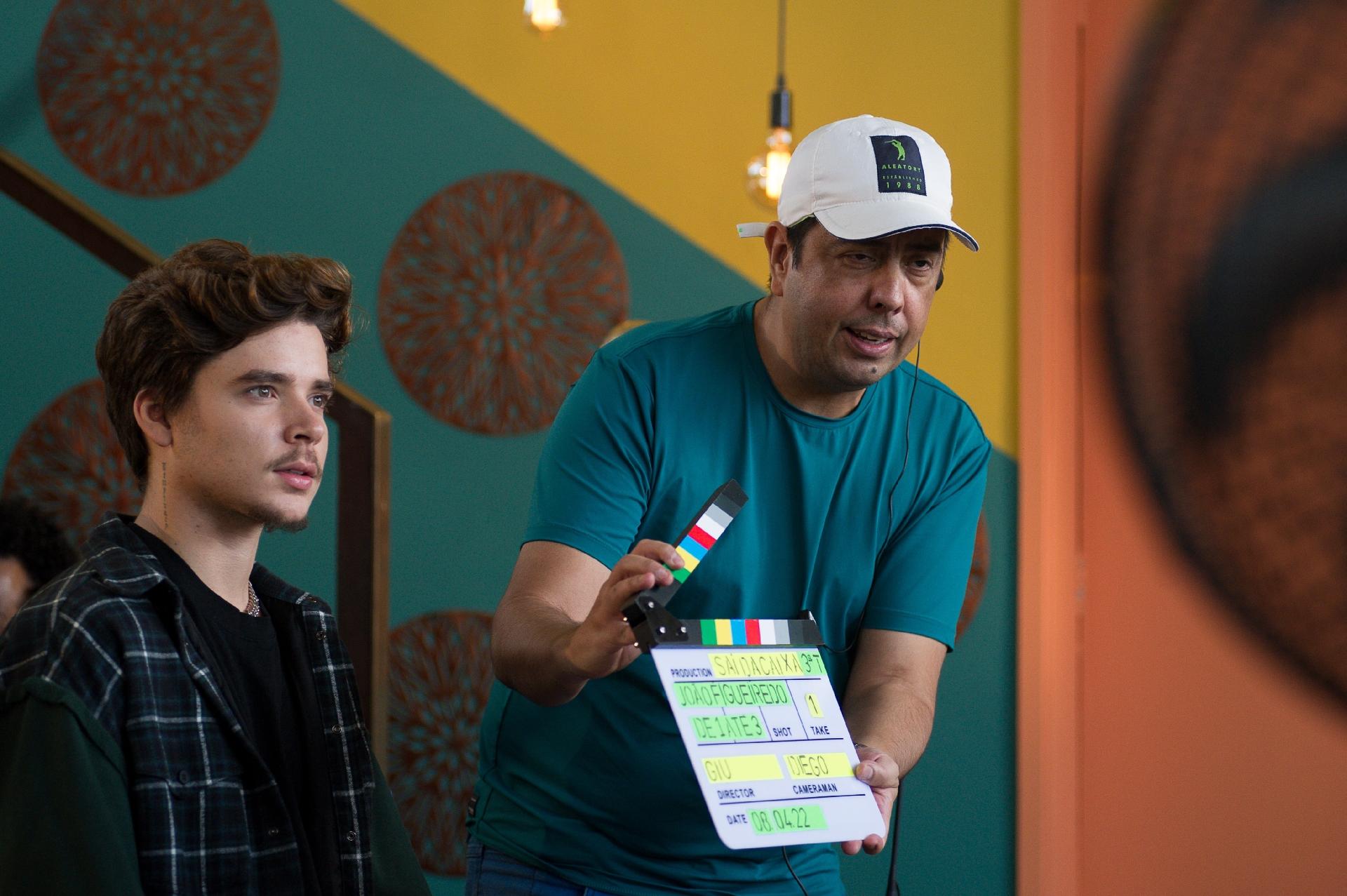 Os bastidores da participação de João Figueiredo no 'Sai da Caixa', com Luiza Possi - Reinaldo Canato/UOL