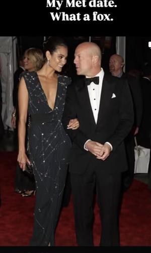 Emma Heming e o marido, Bruce Willis, estiveram no Met Gala em 2009