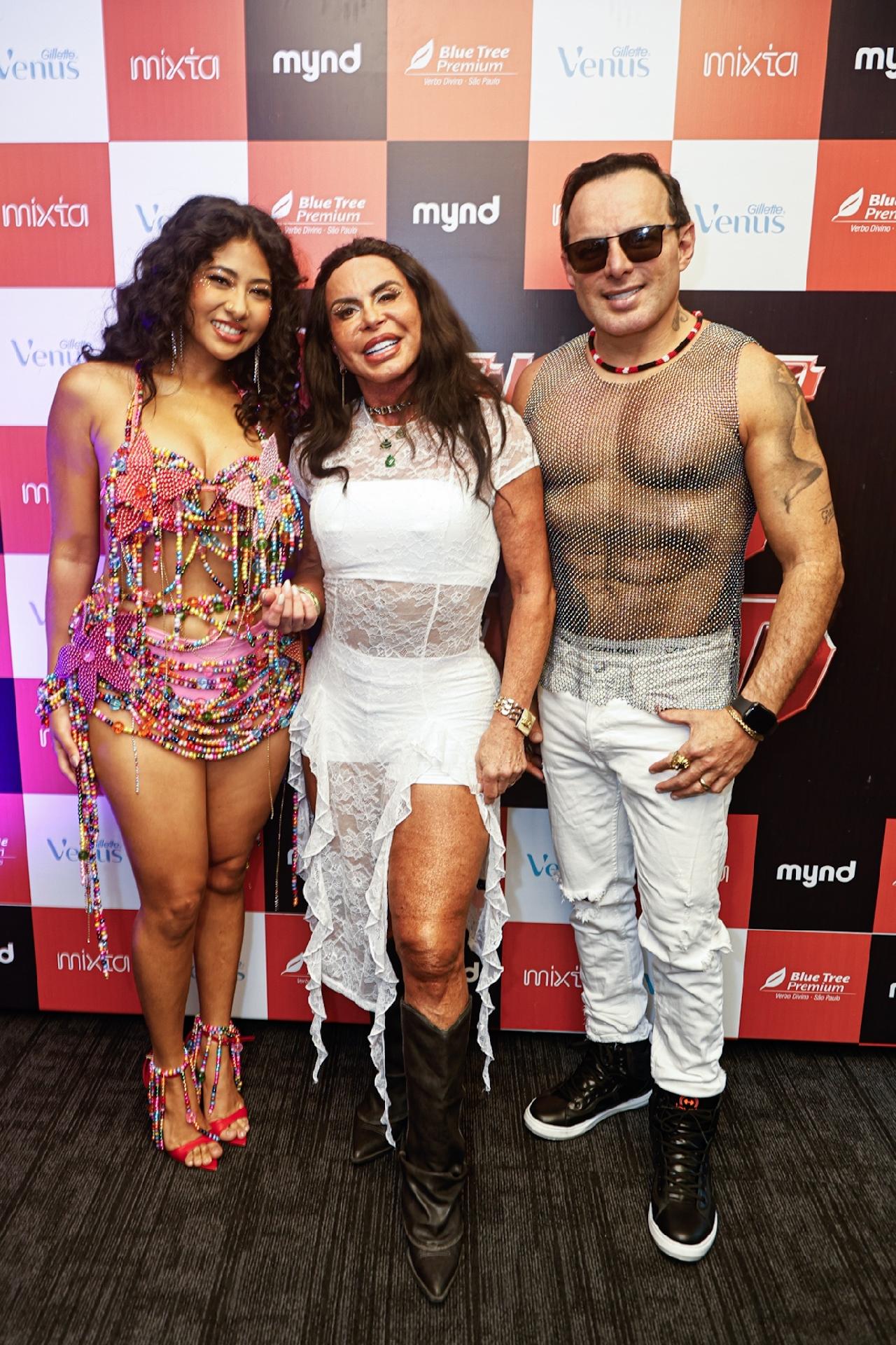 Gretchen, Esdras e Zaynara no bloco da Sonza - undefined