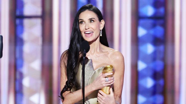 Demi Moore fez discurso emocionante após vencer na categoria de Melhor Atriz em Filme de Comédia ou Musical