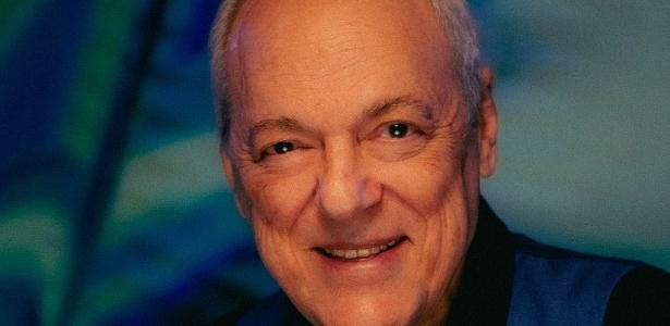 Toquinho celebra 60 anos de carreira e faz show em São Paulo