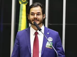 Deputado que discursou contra anistia aciona Polícia Legislativa e pede escolta após ameaças