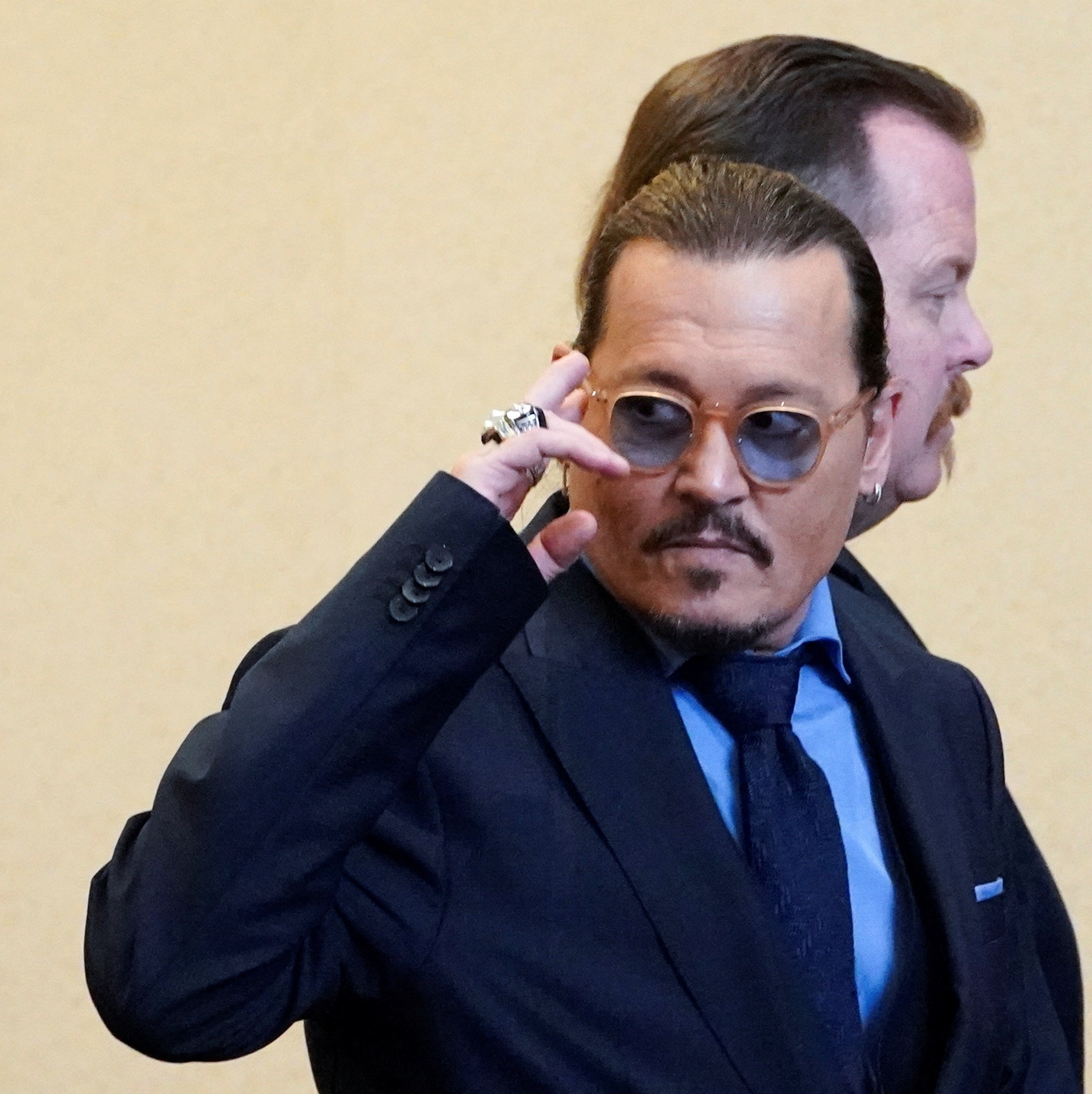 Johnny Depp tenta novo julgamento contra jornal inglês