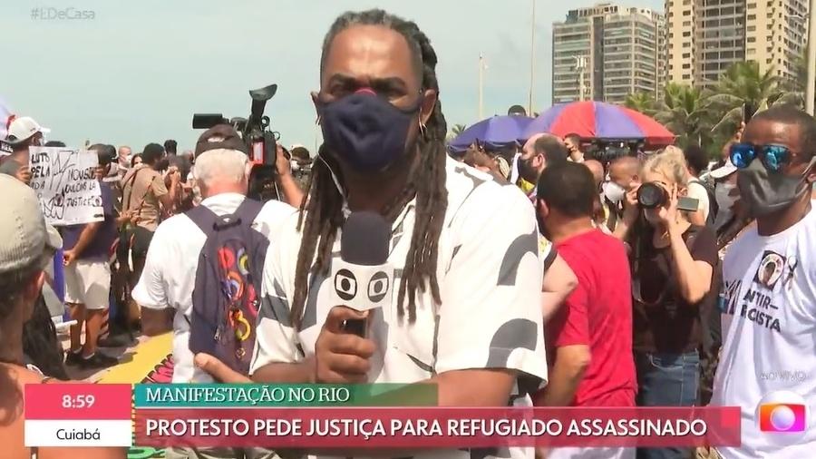 Manoel Soares sofre ataques em protesto contra assassinato de congolês - Reprodução/TV Globo
