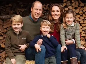 Kate Middleton viaja com a família de férias após diagnóstico de câncer