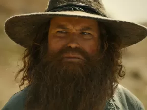 Quem é Tom Bombadil, personagem de 'Senhor dos Anéis' que nunca apareceu