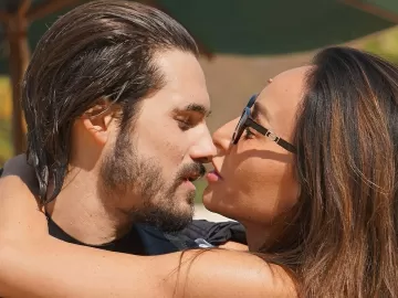 Nicolas Prattes conta como Sabrina revelou gravidez: 'Deu um presente'